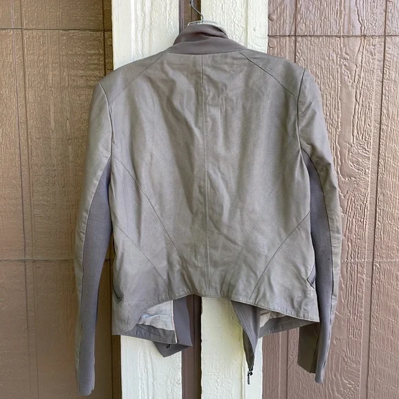 Gap NWT *Limited Edition* Jacket - Picture 8 of 10